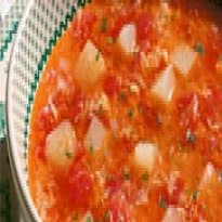 Sopa de tomate com ovos