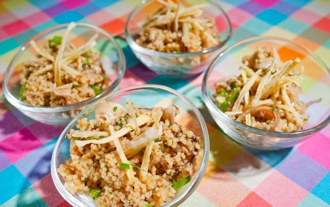 Cuscuz de cogumelo e gengibre