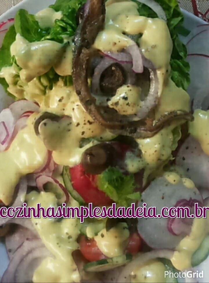 Fatias de Alface Romana com Molho Ceasar