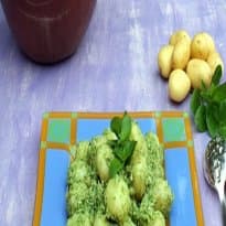 Salada de batata com molho pesto