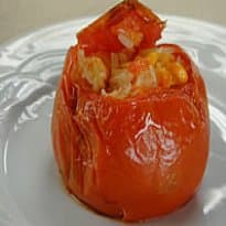 Tomate Recheado com Arroz e Milho