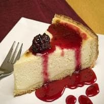 Torta de Ricota com Geléia de Amora