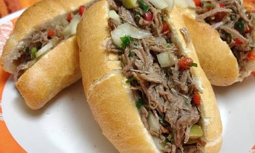 Sanduíche Carne Louca