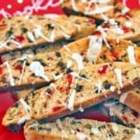 Biscoto de chocolate com cereja