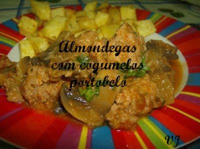 Almôndegas com cogumelos portobelo