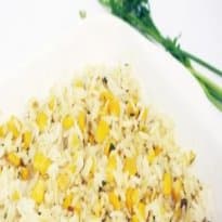 Arroz com milho e salsicha