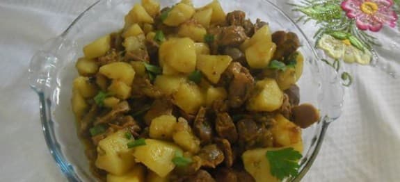 Moela de frango com batata