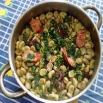 Favas com entrecosto