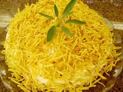 Pão de ló salgado com recheio de frango