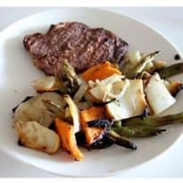 Legumes assados no papel alumínio