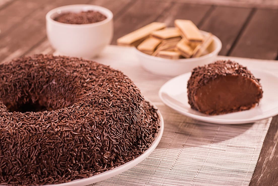 Brigadeirão com Wafer de Chocolate