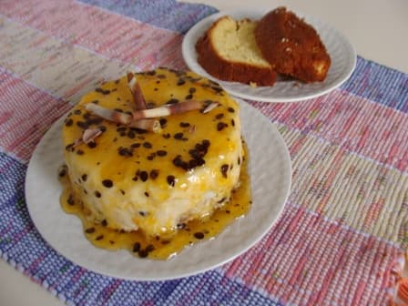 Bolo mousse de maracujá