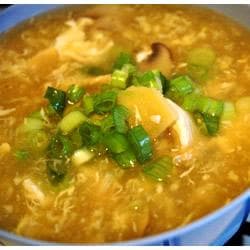Sopa chinesa de frango (Hot & Sour)