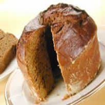 Bolo de Canela com Suco de Laranja