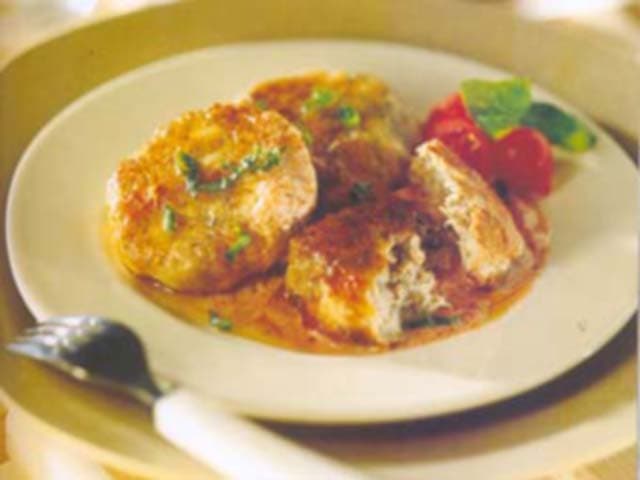 Almôndegas brancas com tomatinhos