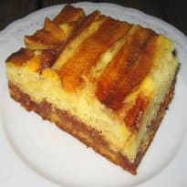 Cuca de Goiabada com Banana