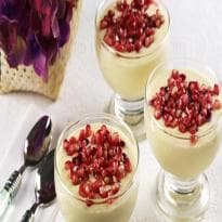 Mousse com Calda de Romã