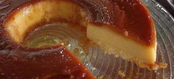 Pudim cremoso de coco