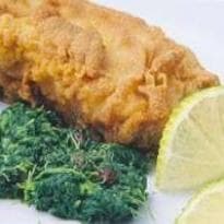 Vitela empanada e creme de espinafre