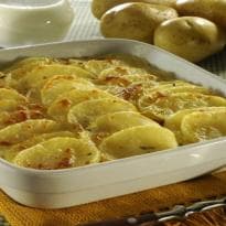 Gratinado de batata e mortadela