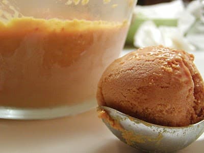 Gelado de Manga e Framboesas