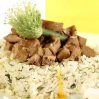 Rim de porco com molho de maracujá