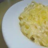 Fettuccine ao Salmão Defumado