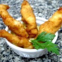 Iscas de Frango com Molho de Laranjas