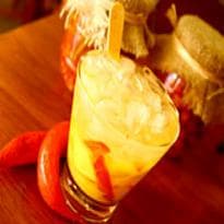 Caipirinha de Vodka com Pimenta e Manga