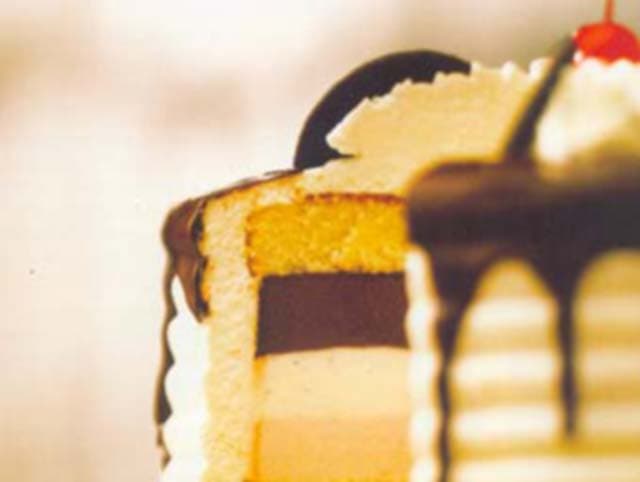 Bolo gelado aos três sabores