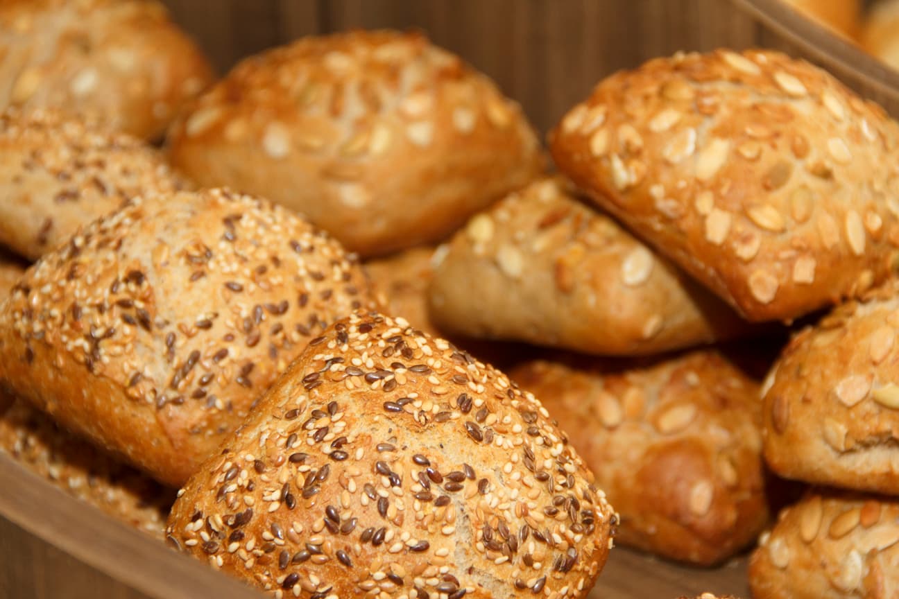 Pãozinho de Abóbora (Kürbiskernbrötchen)