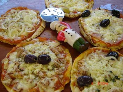 Pizza Divertida com Pão Sírio