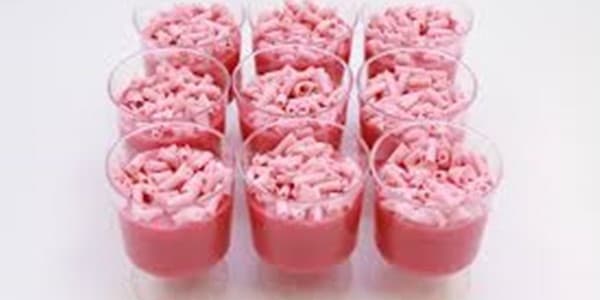 Brigadeiro de Morango Bicho de Pé