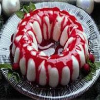 Manjar de Coco com Calda de Framboesa