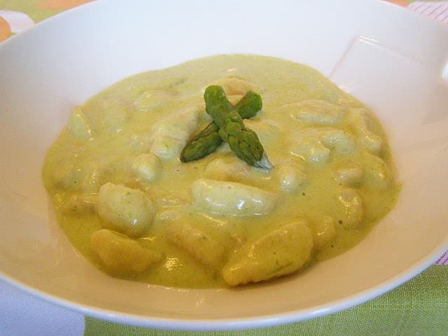 Nhoque com Creme de Aspargos