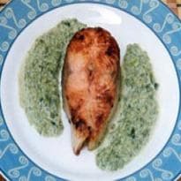 Salmão ao Molho de Espinafre