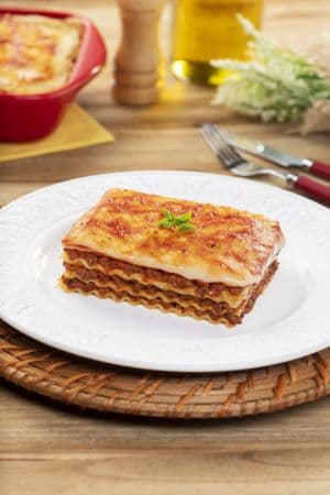 Lasanha com Bolonhesa de Calabresa