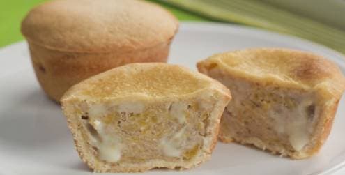 Empadinha cremosa de banana com canela