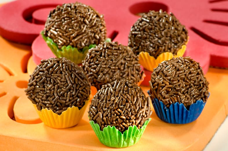 Brigadeiro com Biscoito