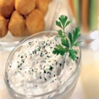 Molho de Iogurte com Cheiro Verde