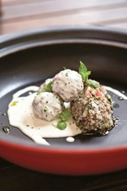 Mini Almôndegas de Cabrito