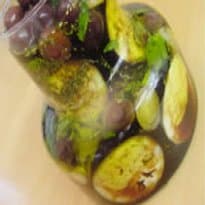 Berinjela Marinada com Cebola Peróla