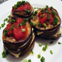 Mini Tartes de Berinjela e Queijo