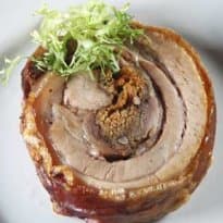 Barriga de porco recheada