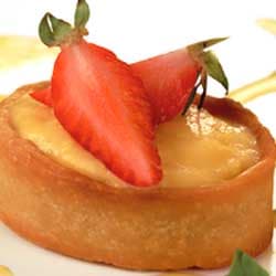 Tortinha light de morango com maracujá