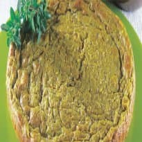 Torta de cenoura com manjericão