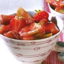 Ruibarbo com Espuma de Morango