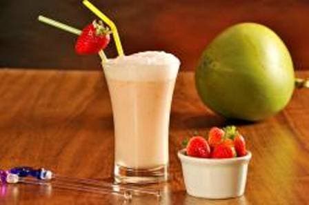 Smoothie de Água de Coco e Iogurte