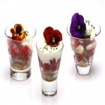 Merengue salgado de beterraba e favas