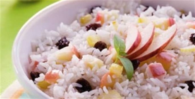 Arroz com Maçã e Uvas Passa